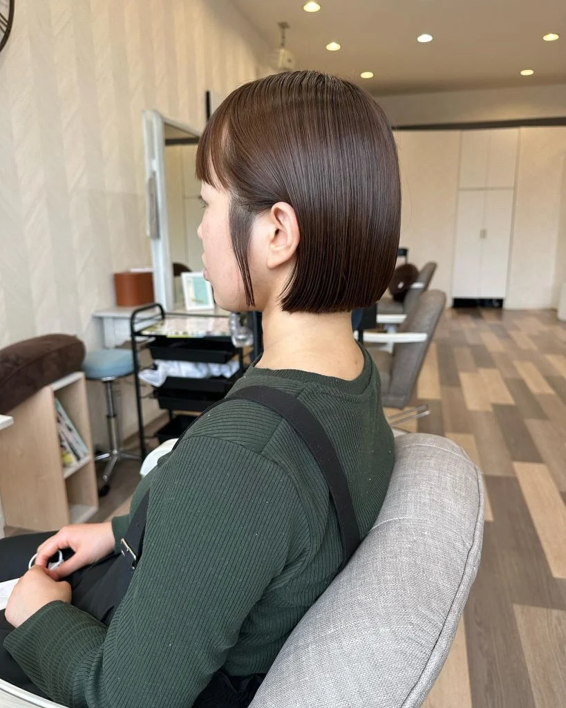 コンパクトなボブのオーダー増えてます💕艶髪キープトリートメントならツヤボブになれます🙆‍♀️まとまりにくくてお悩みの…