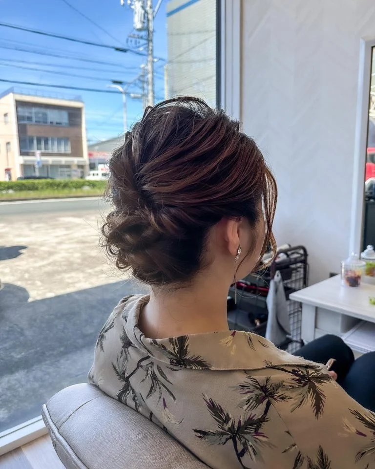 hair set🧡肩くらいのボブの方ですが、ゆんるりアップもできました🙆‍♀️浴衣を着る時は襟足スッキリしたいですも…