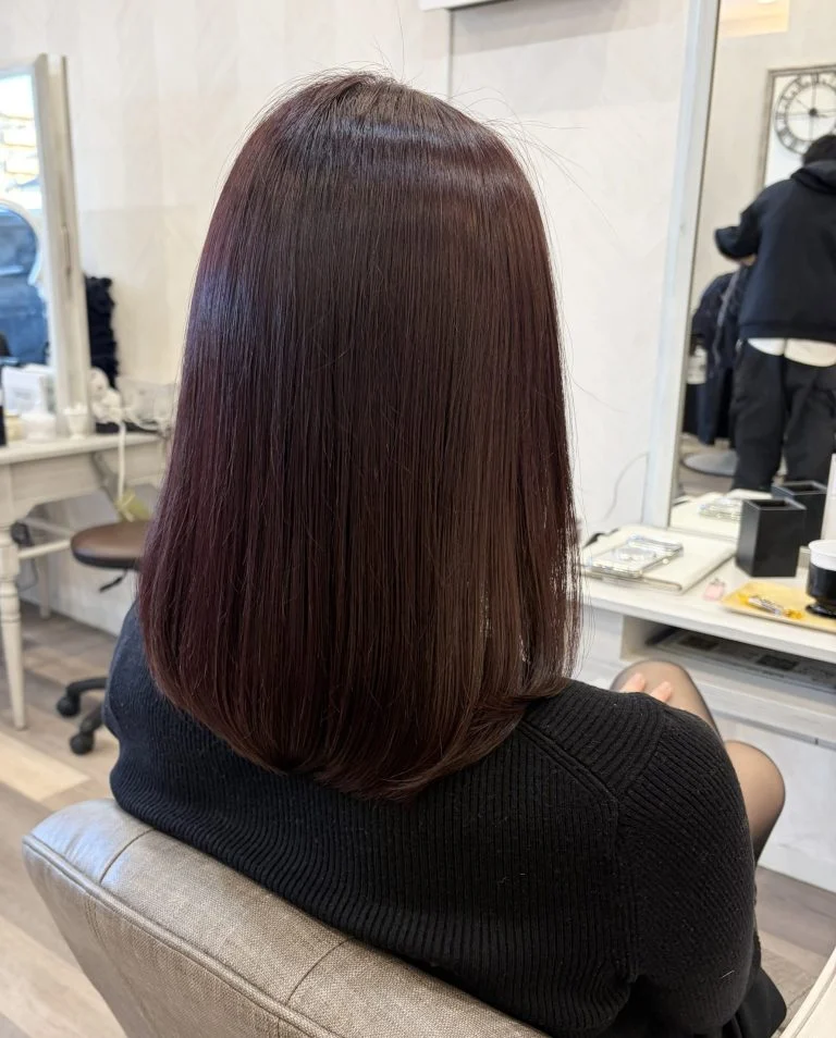 人女性の魅力を引き出すカットカラートリートメント